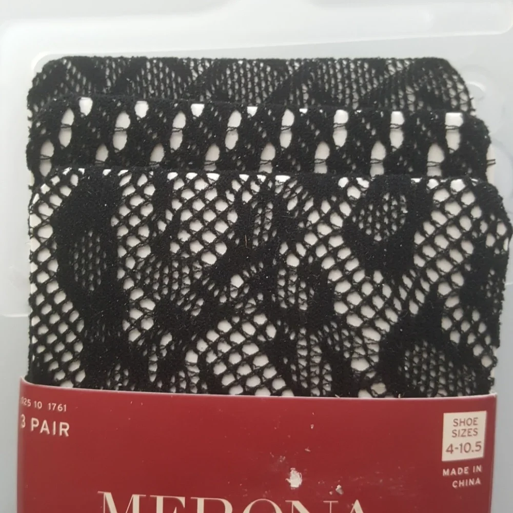 08:08 - Merona Fishnet/Lace Trouser Socks
